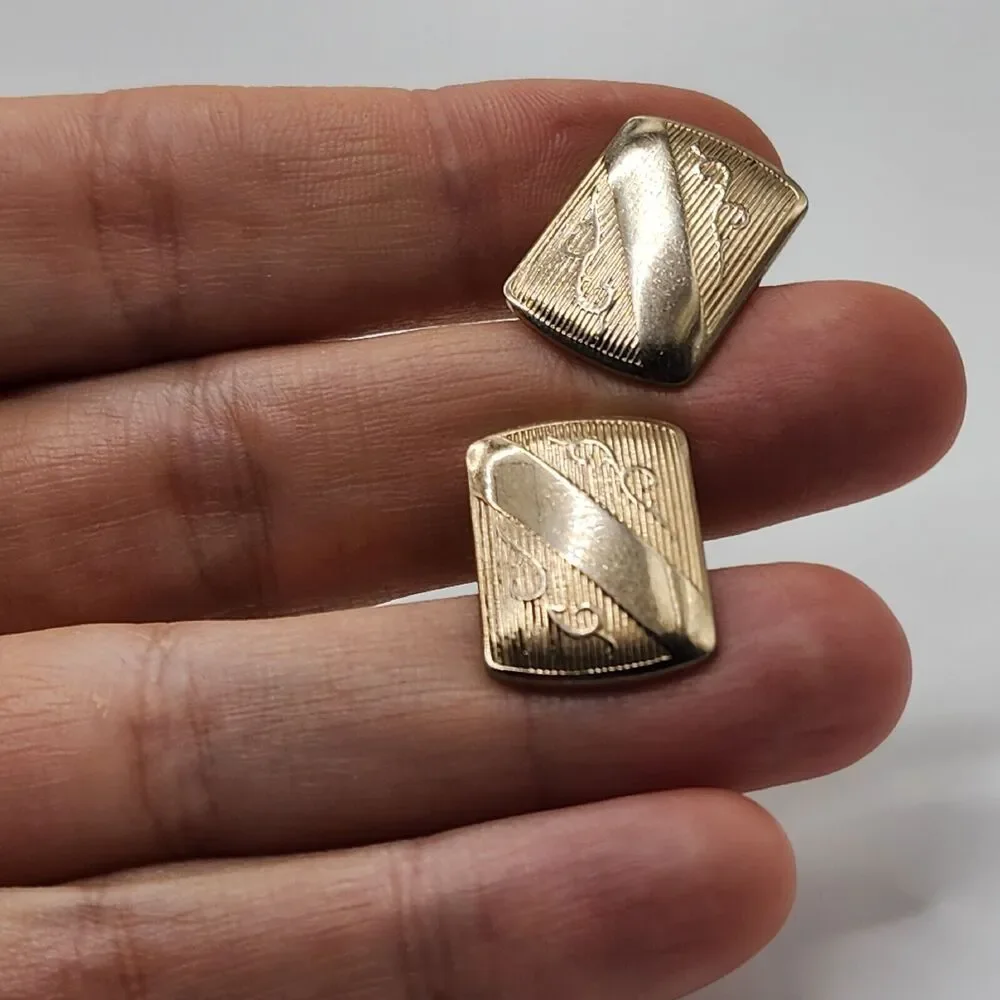 Vintage Cufflinks Light Gold Tone Horizontal Grooves Scrolls Romantic Dapper